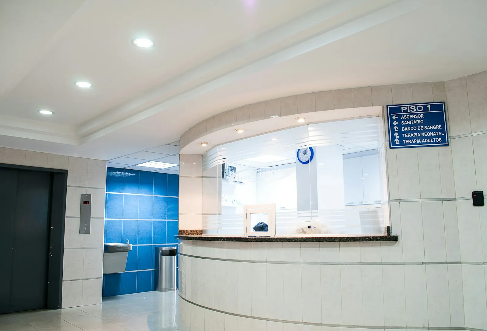 Balie in een publiek gebouw